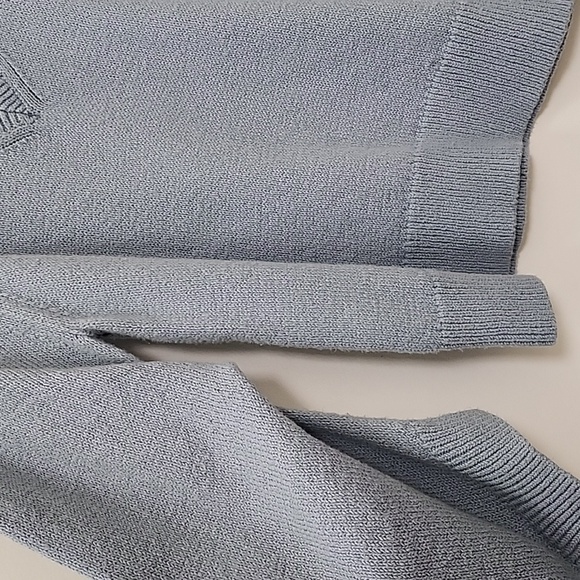 BROCHU WALKER Pia V-Neck Light Blue Size Medium - Picture 17 of 17